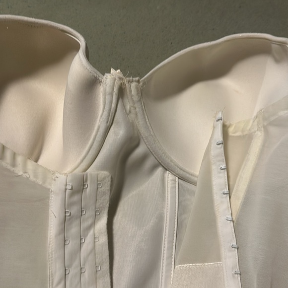 Corset White Shapewear - Picture 5 of 5
